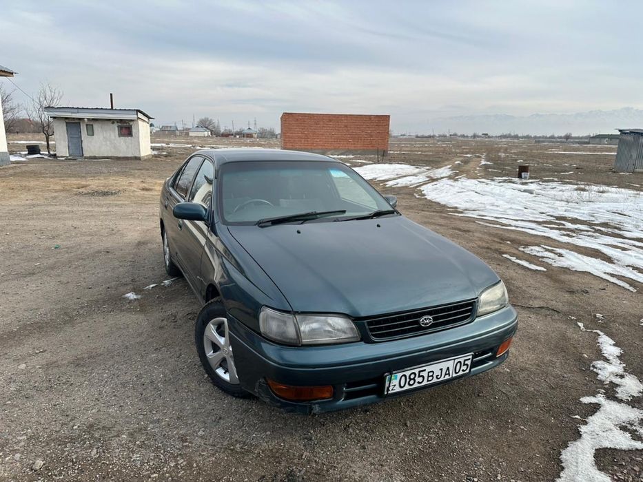 Продам машину toyota