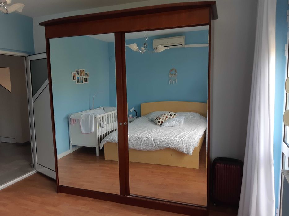 Поръчков Спален Комплект Легло Гардероб  Плъзгащи Врати Черешово Дърво