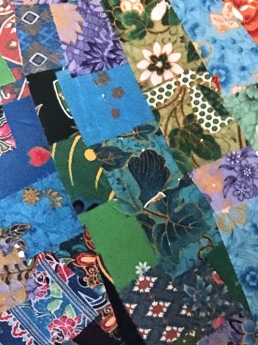 Плакат на женско лице