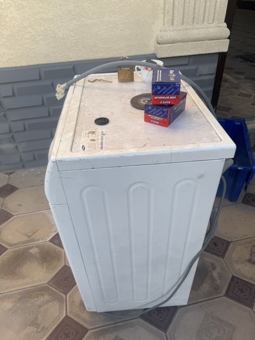 Продам стиральную машинку