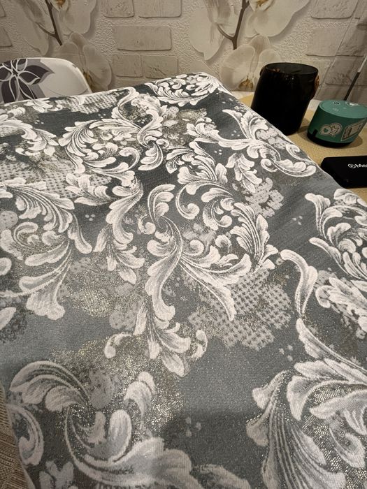 Продам новые шторы!