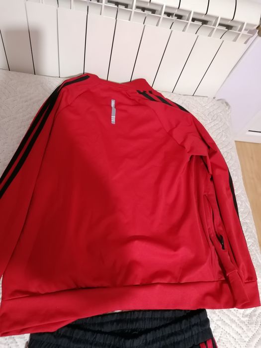 Оригинален НОВ Спортен ЕКИП