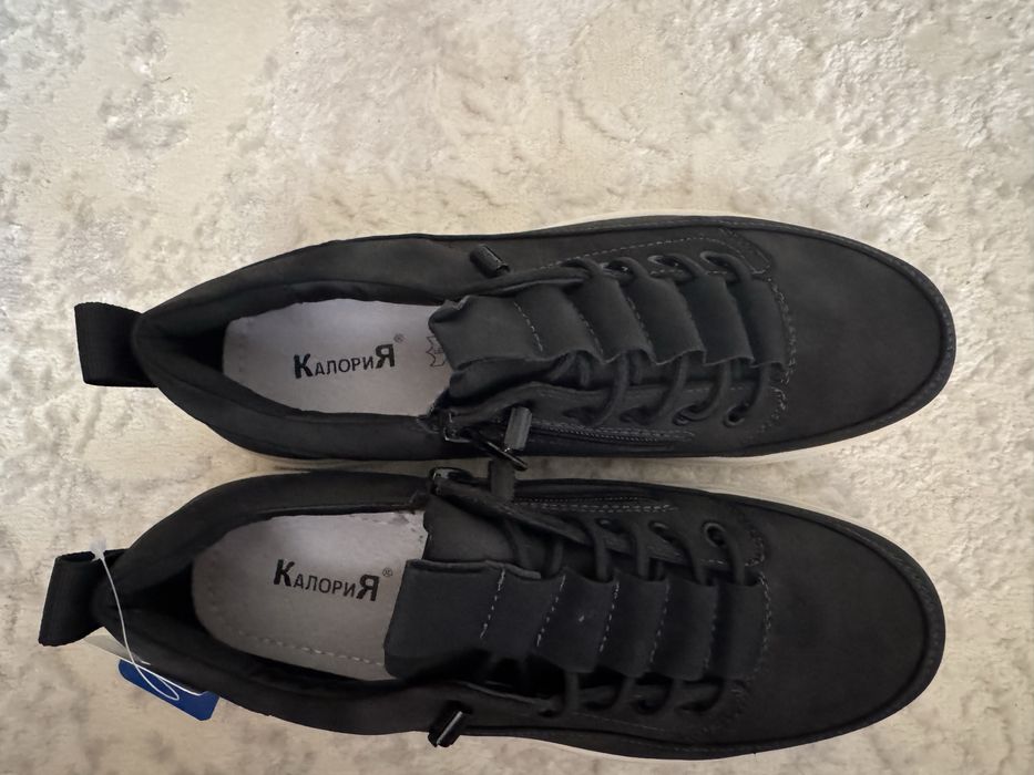 Туфли школьные, новые!!!