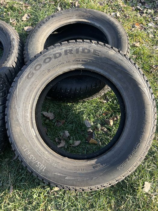 Зимние шины 185/65/15