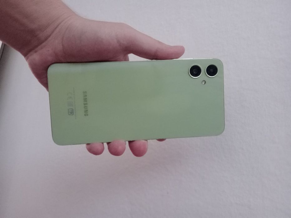 Samsung A05 64гб