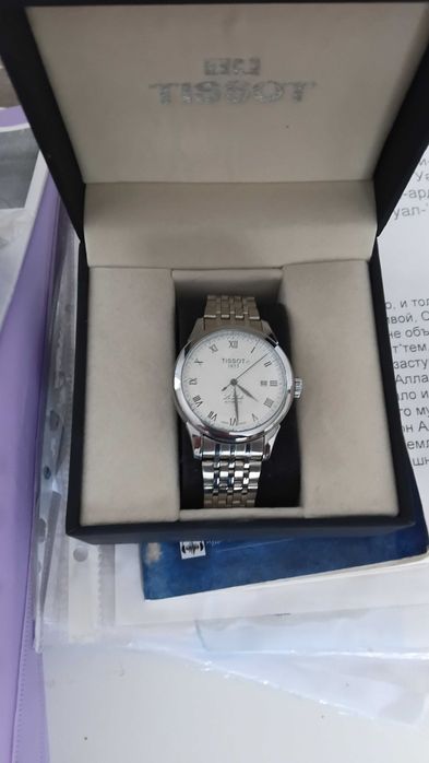 Продам часы TISSOT механические
