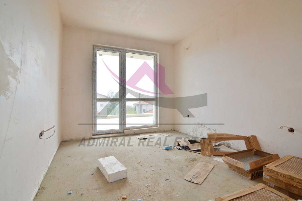 Продава се Двустаен апартамент в Варна, Изгрев - 65 кв.м за 1508 €/кв.м - Снимка #1