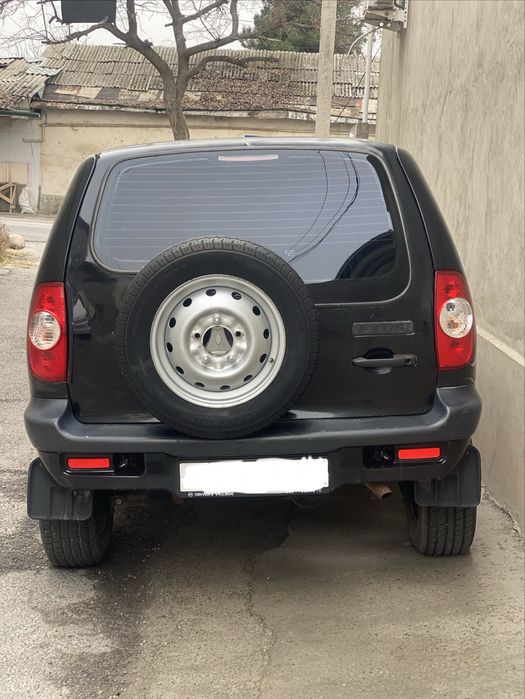 Chevrolet niva 5x5