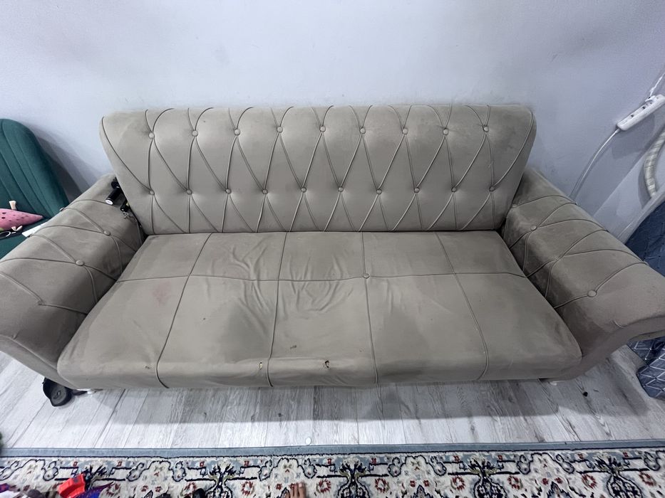 Продается Диван Срочно