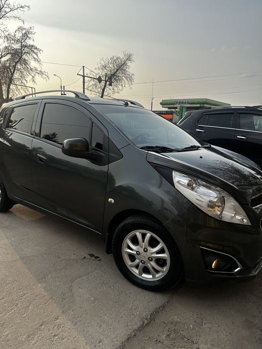 Spark avtomat kraska tozza