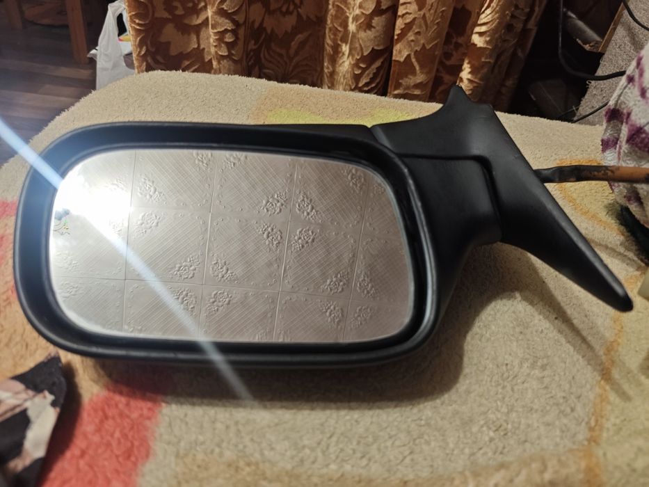 Зеркало Subaru правое