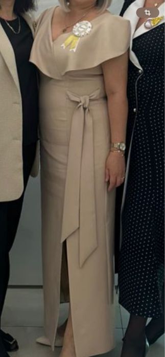 Вечерние платья 48-50 размер