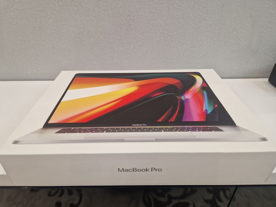 MacBook Pro  16-inch