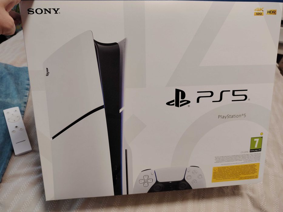 Playstation 5 slim + игра Fifa