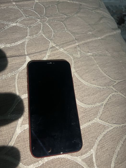 Продам айфон хр на 64 гб