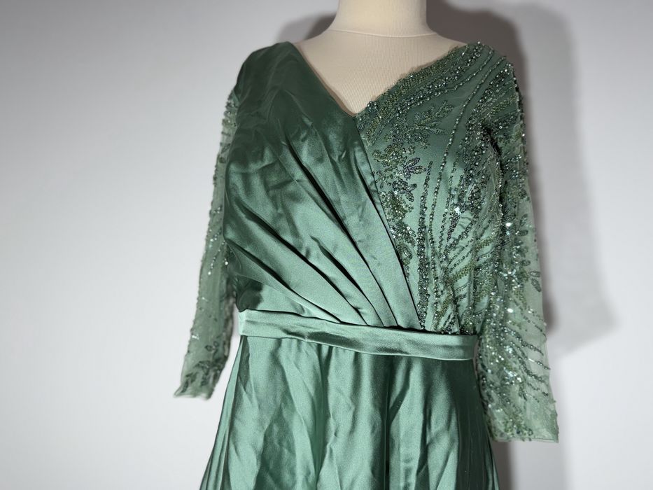 Rochie nunta potrivita 44