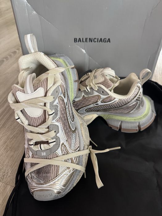 Сиви маратонтонки balenciaga 38 номер