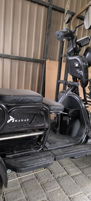 Электро скутер трёхколёсный