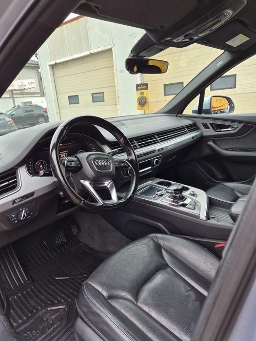 Audi Q7 pachet S-line Vand/Schimb