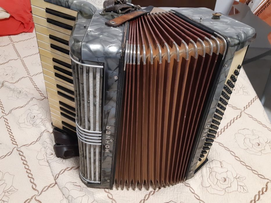 Vand Acordeon Hohner Verdi II 80 Basi