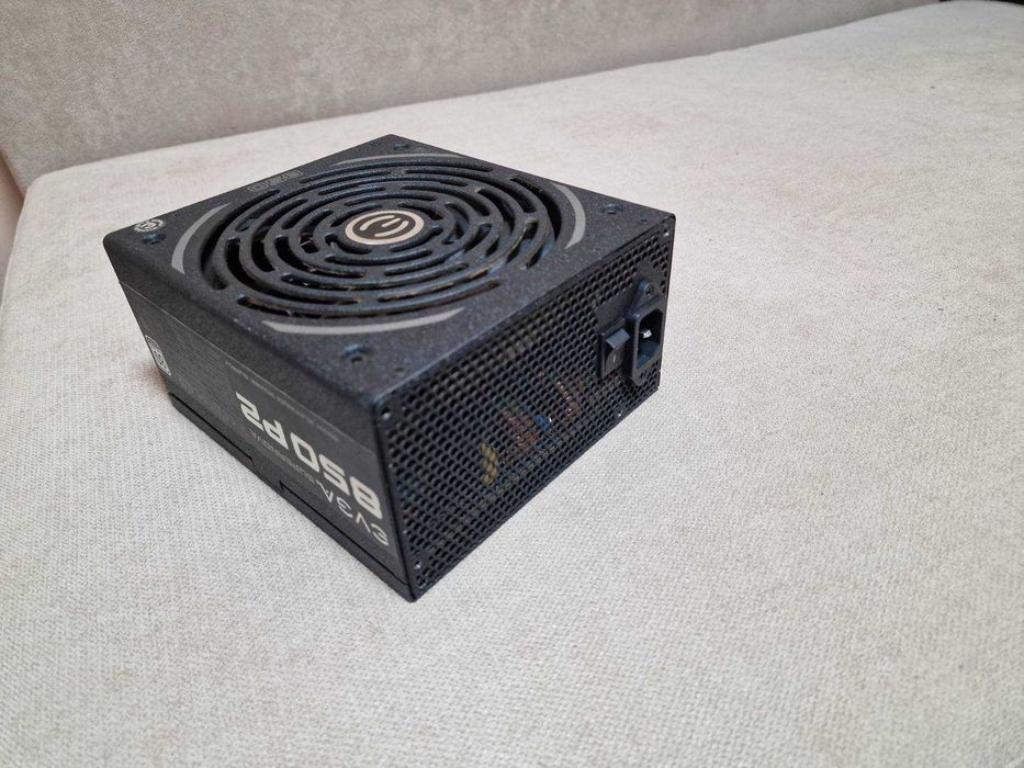 EVGA Supernova 850 P2 - 850W, 80+ Platinium - С ПРОБЛЕМ !!!
