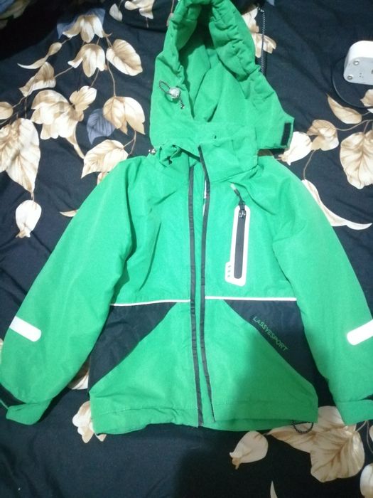 Куртка на мальчика