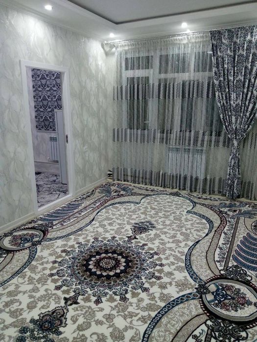 Oqiydigan va ishlaydigan qizlarga kvartira bor