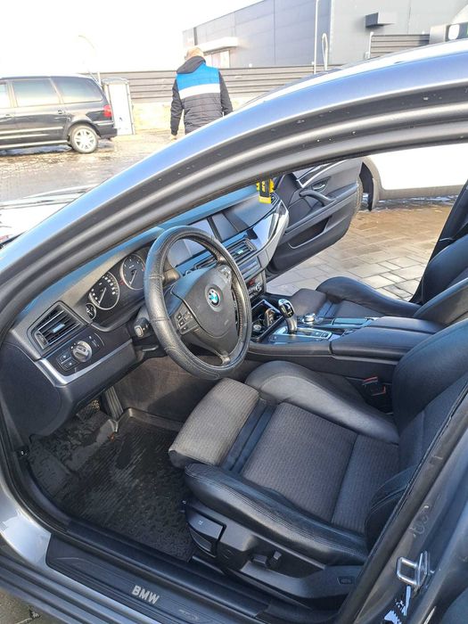 BMW Seria 5 F10 Berlina