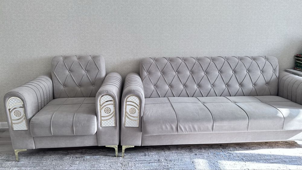 Диван с креслом