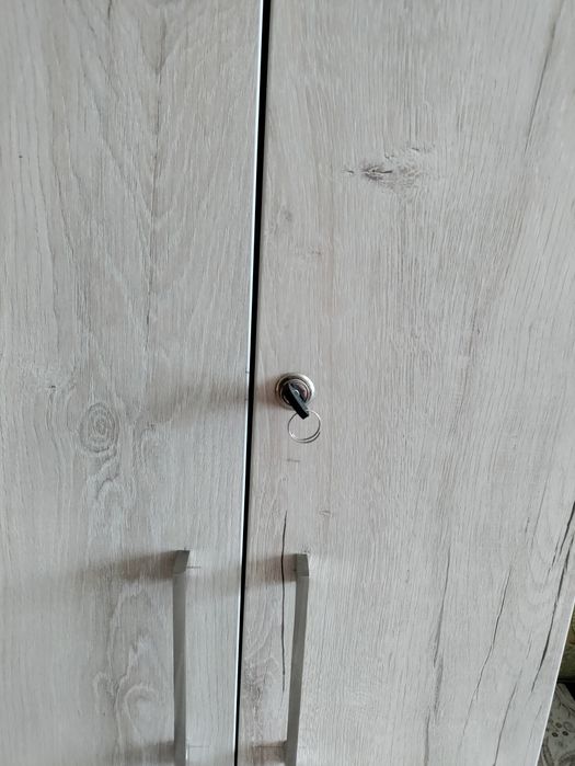 Шкафчик для салонов