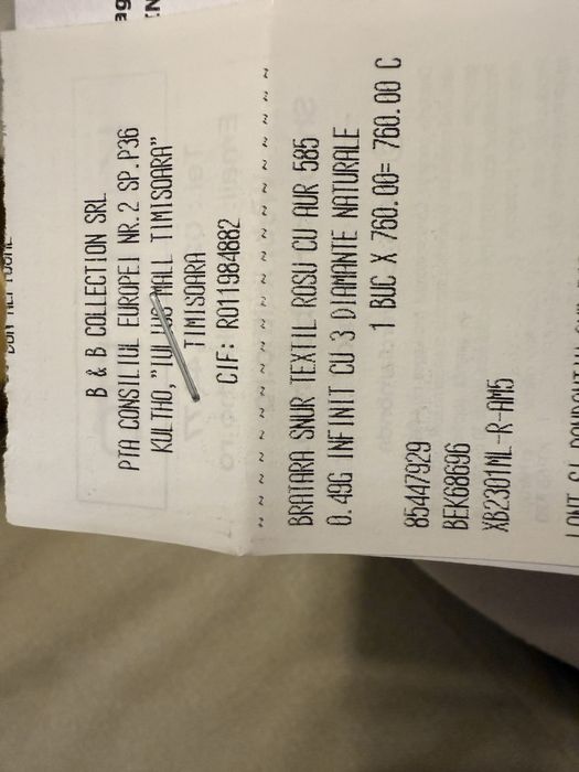 Bratara snur rosu cu aur alb si diamante