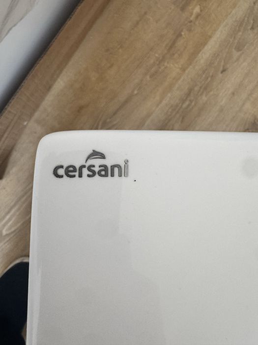 Акриловая ванна cersani