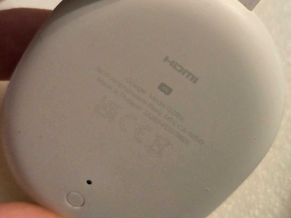 Google Chromecast cu Google TV 4K, Ultra HD, HDR10+, Dolby Vision/Atmos, Model GZRNL, Telecomandă Voce