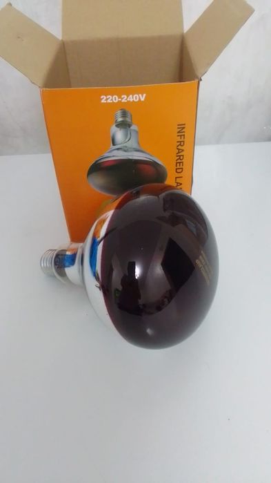 Продам лампу для цыплят