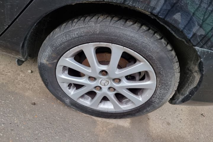 plansa de bord caseta directie motoras stergatoare macara bloc de lumini Mazda 3 motor 1.6 benzina dezmembrez