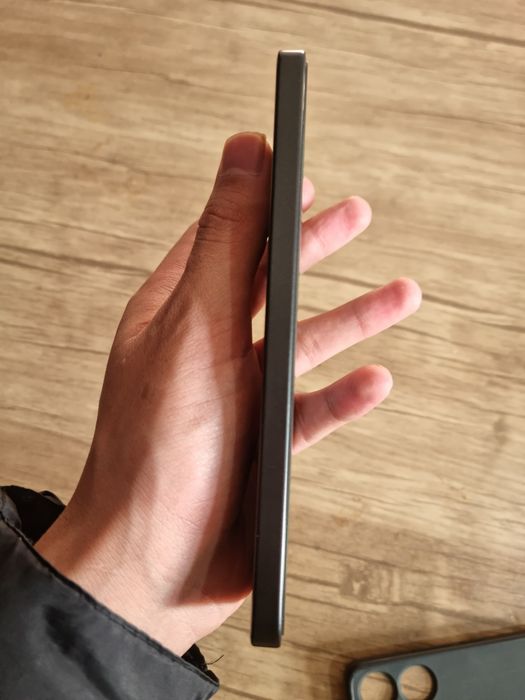 Redmi note 13 8+8 / 256