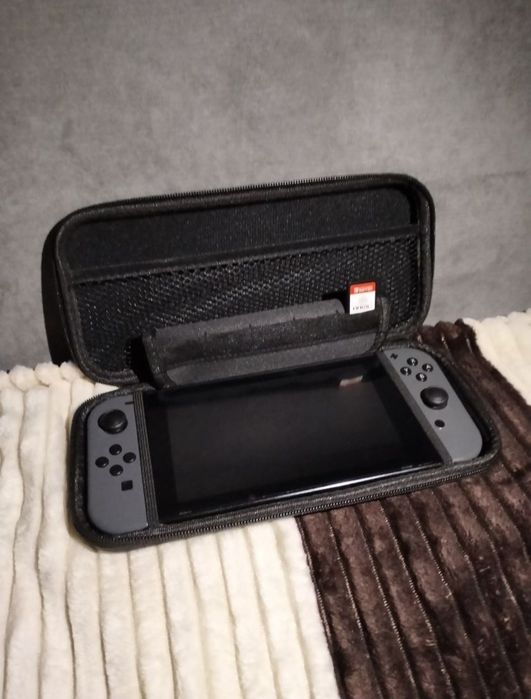 Продам Nintendo Switch