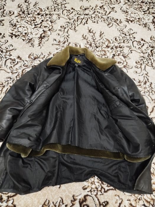 Кожаный куртка сатылады