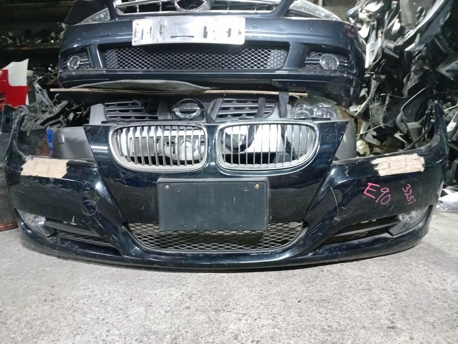 Передний бампер BMW E90