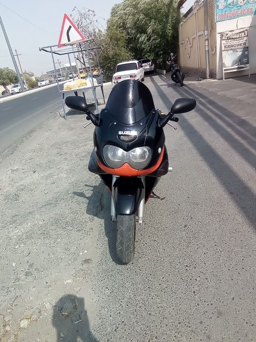 Suzuki 750cc 4000$ Kami bor