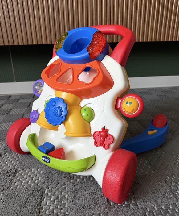 Толкач-ходунки Chicco