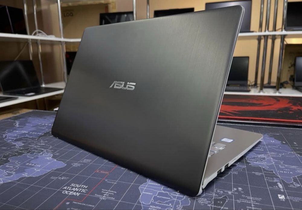 Ноутбук ASUS Vivobook 14/i3-8145U/SSD128GB/14”