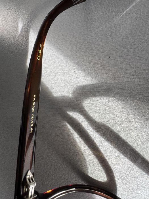 Очила David Beckham с blue light филтър.