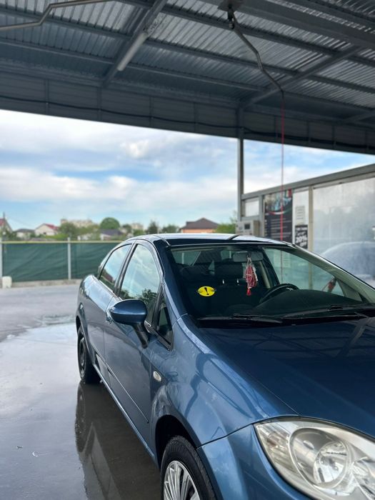 Vând Fiat Linea in stare buna de funcționare
