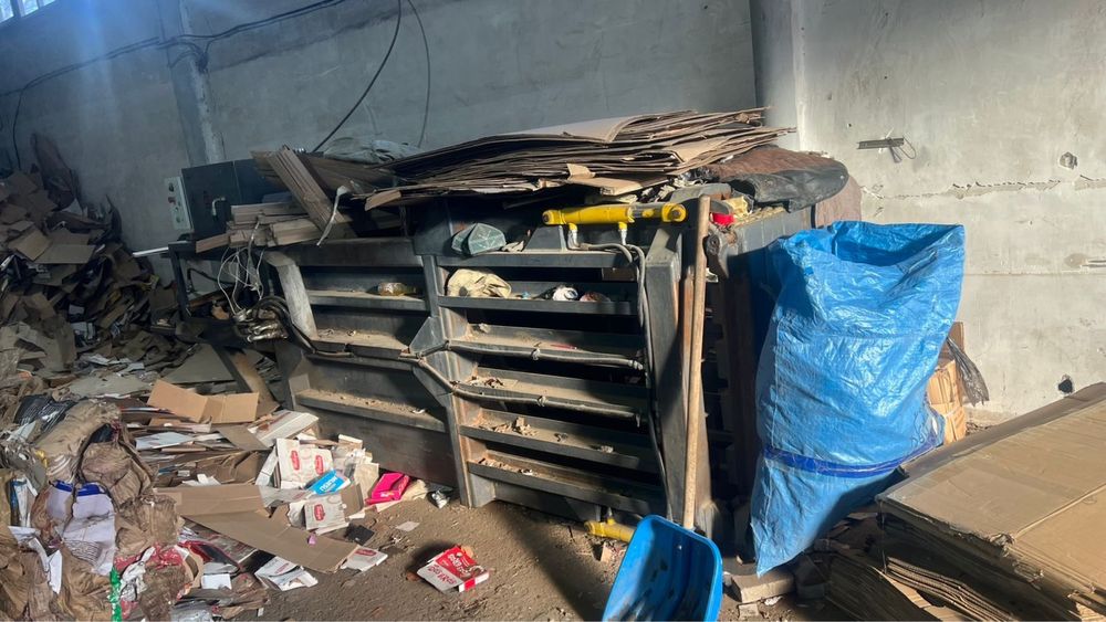 Продам пресс гидравлический макулатура