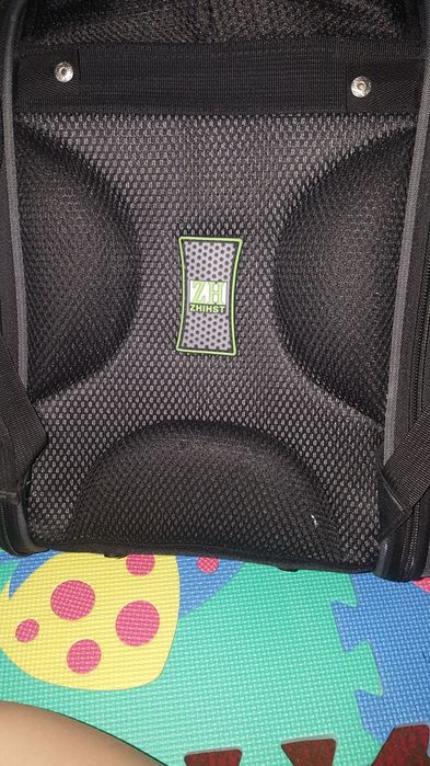 школьный рюкзак для мальчиков.