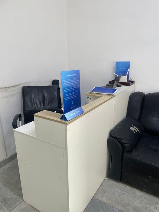 Продам вывеску, мебель и технику