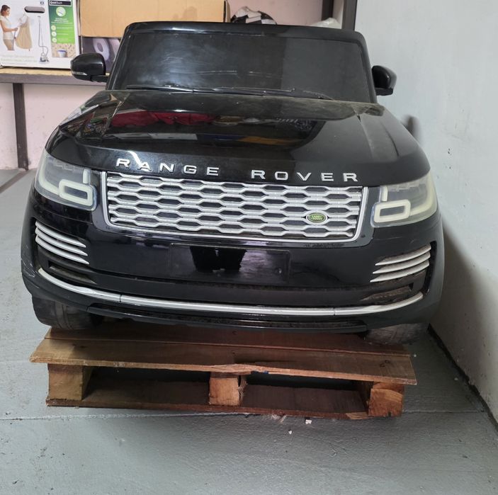 Продам детскую машину LAND ROVER RANGE ROVER
