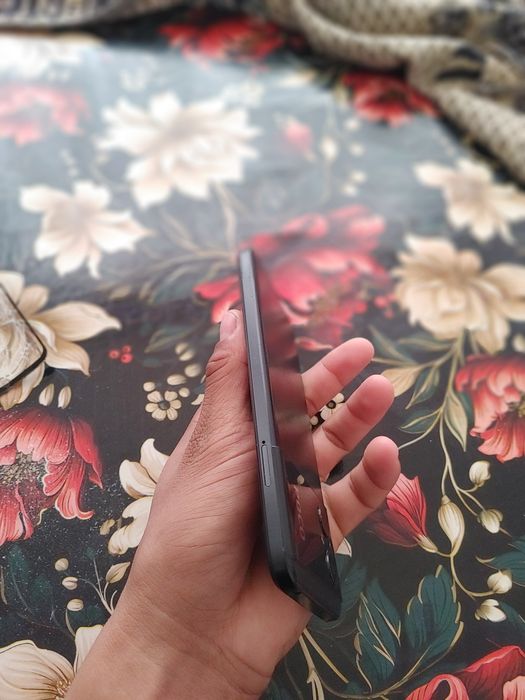 Xiaomi Poco M5  sotiladi
