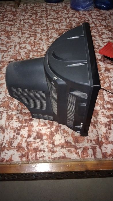 Телевизор сотилади! Продаётся телевизор!